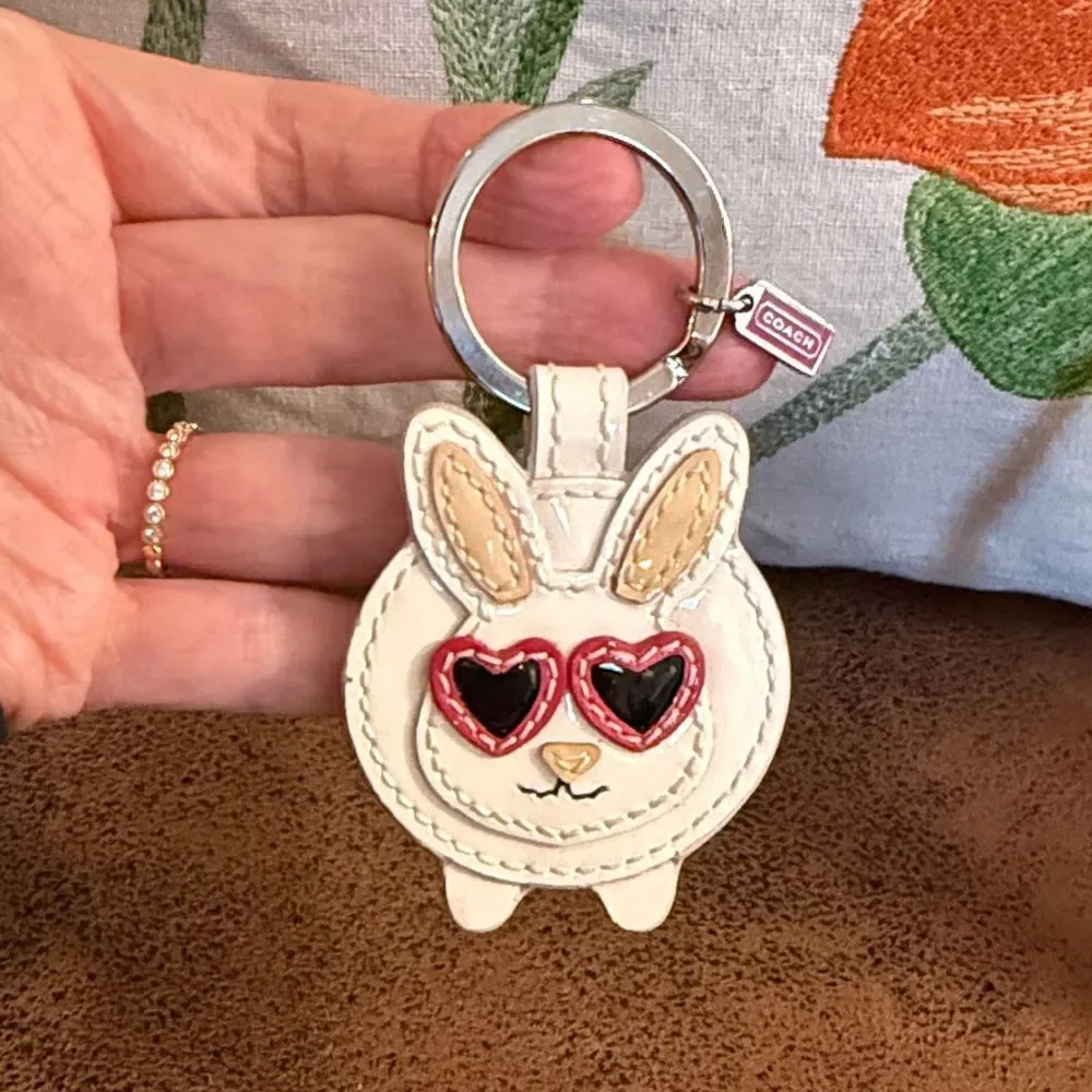 COACH MINK BUNNY VINTAGE HEART SUNGLASSES STACKED LEATHER MINI HANGTAG RARE LNC